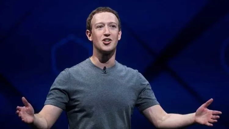 扎克伯格：公布生成式AI路线图 不放弃元宇宙计划 首谈苹果头显_凤凰网
