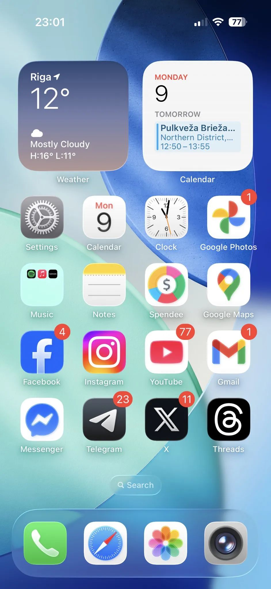 “丑上热搜” iOS 26 界面改版,苹果设计也有被骂的一天?