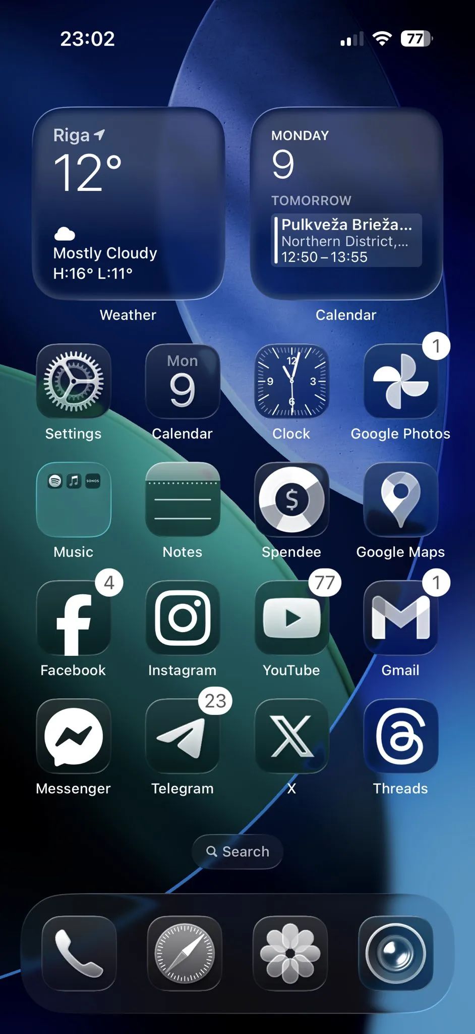“丑上热搜” iOS 26 界面改版,苹果设计也有被骂的一天?