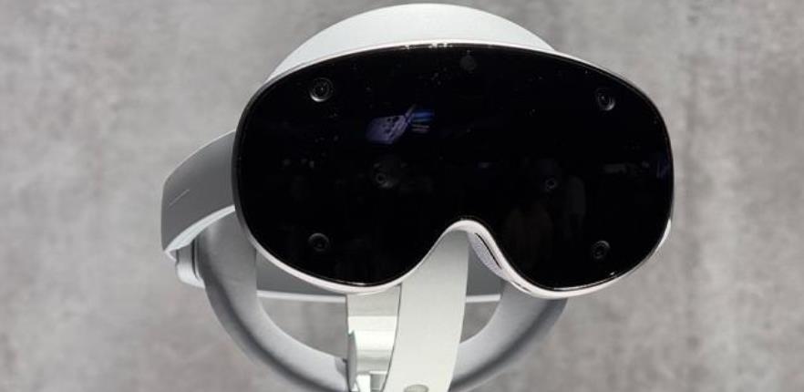 产品经理罗永浩：“AR眼镜十年内不可能商业化”