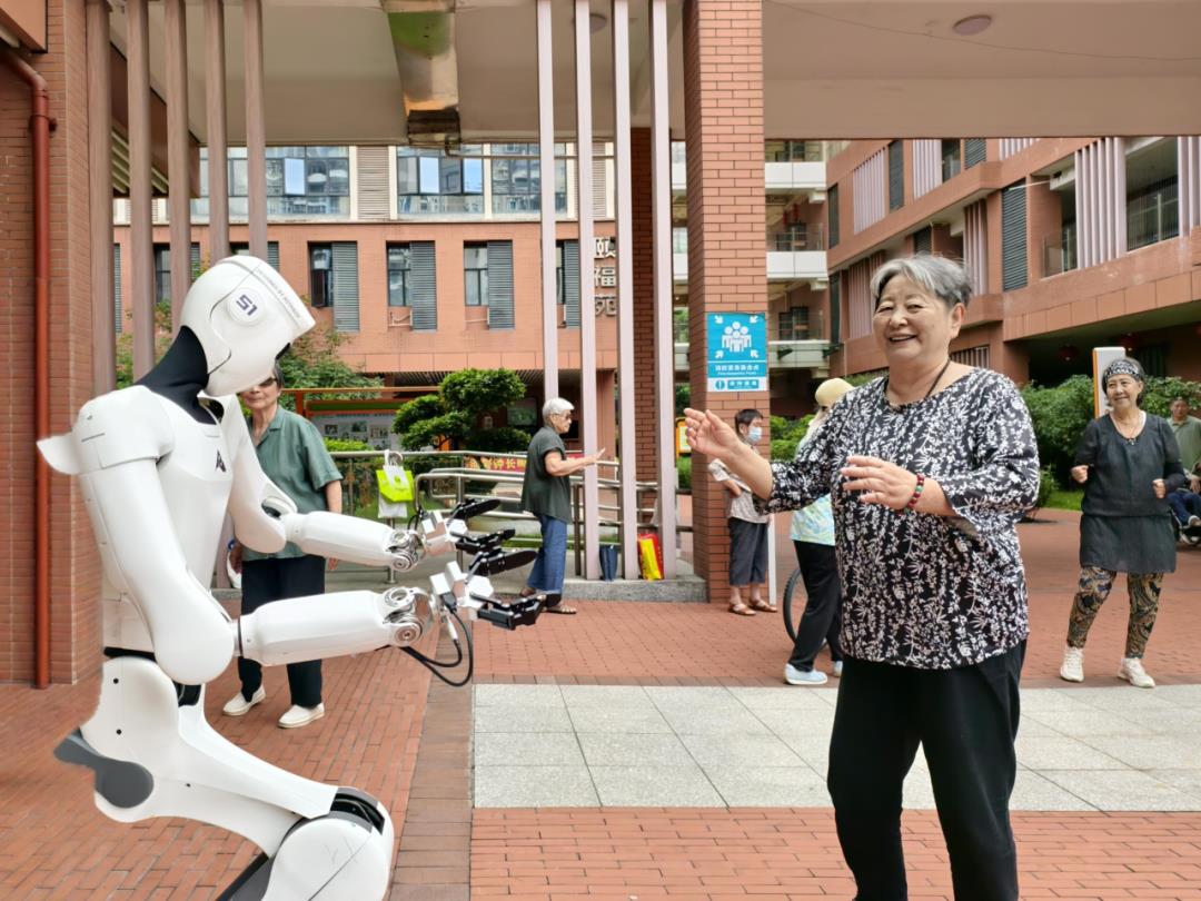 央视保姆大会释放信号!陪伴型机器人或成落地 “先行者”?